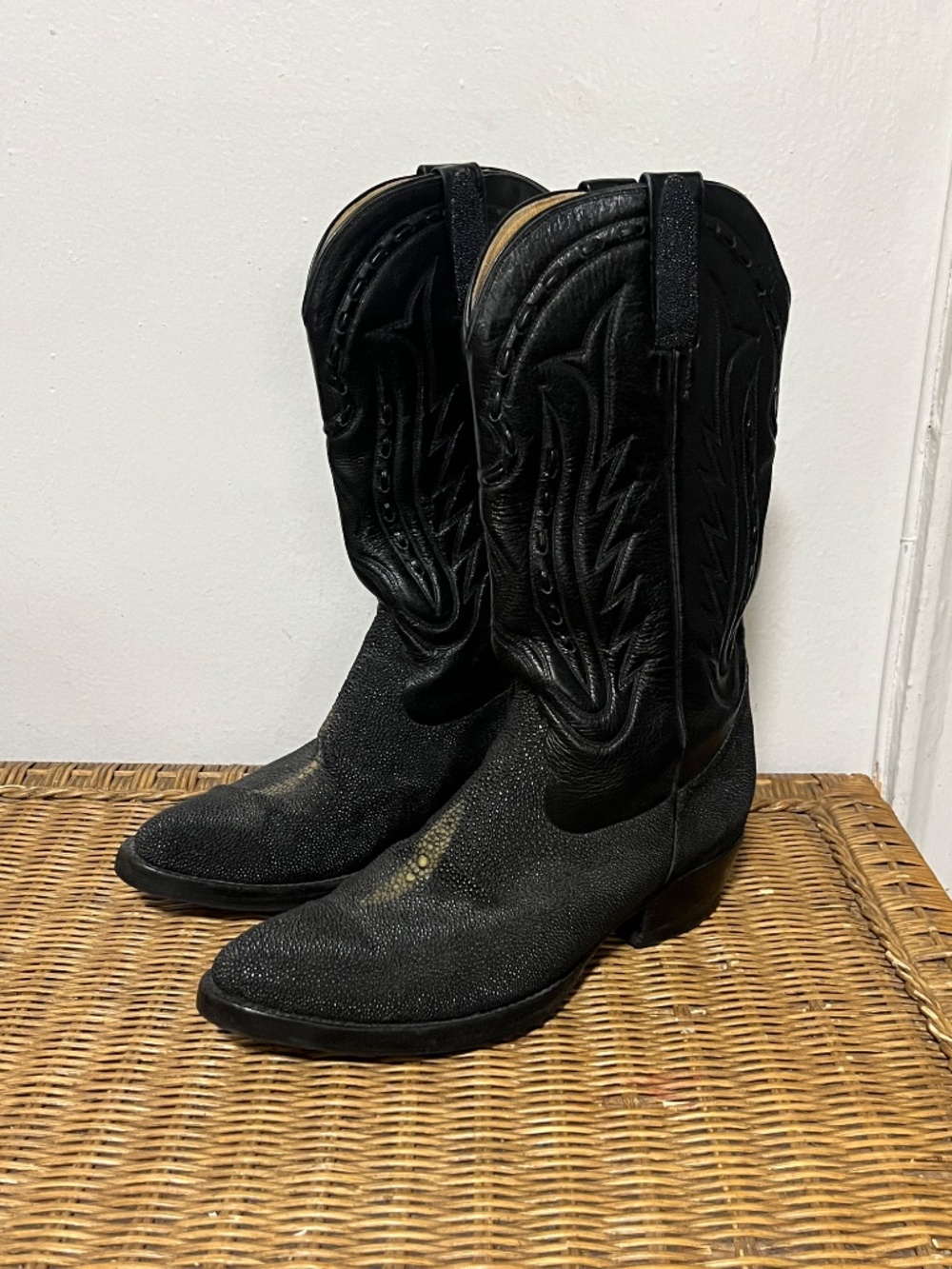 Black Stingray Western Cowboy Boots.  Approx. Sz. 11